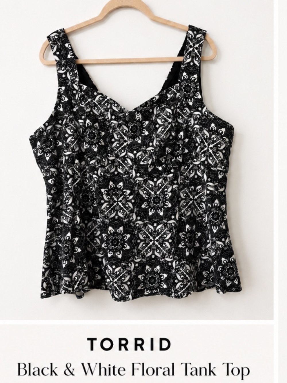 Torrid Plus Size 3X (22/24) Black White Floral Peplum Tank Top